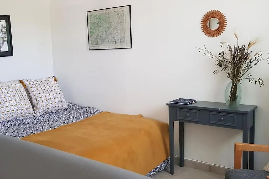 Location Appartement Dans Mas Provencal Monteux France