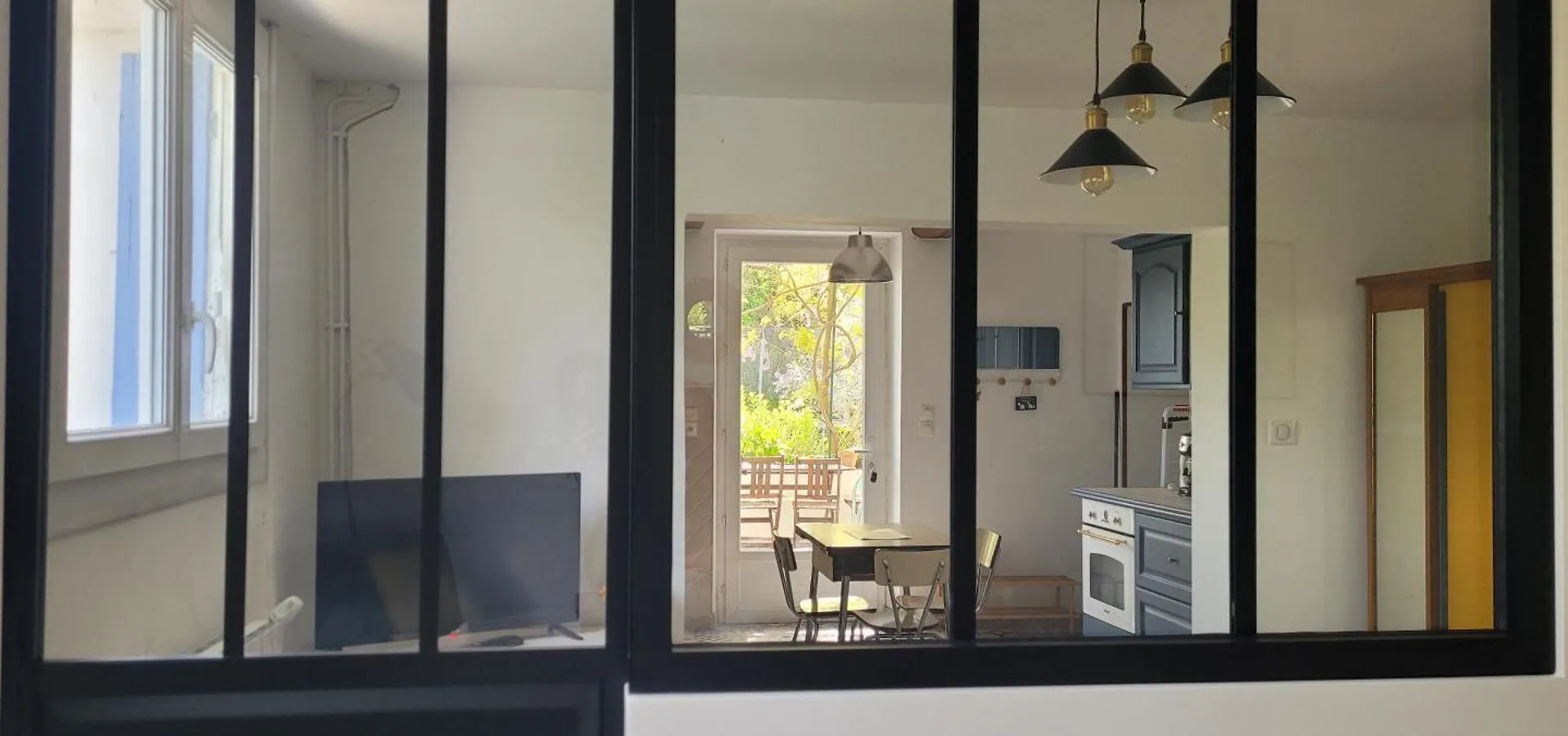 Location Appartement Dans Mas Provencal Monteux 0*,  France